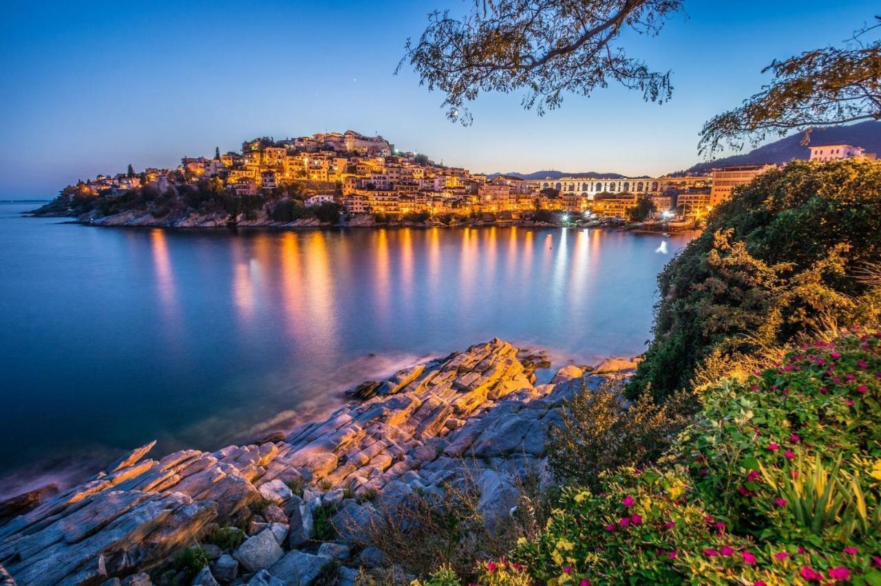 Kavala'S Central Apartment Екстериор снимка